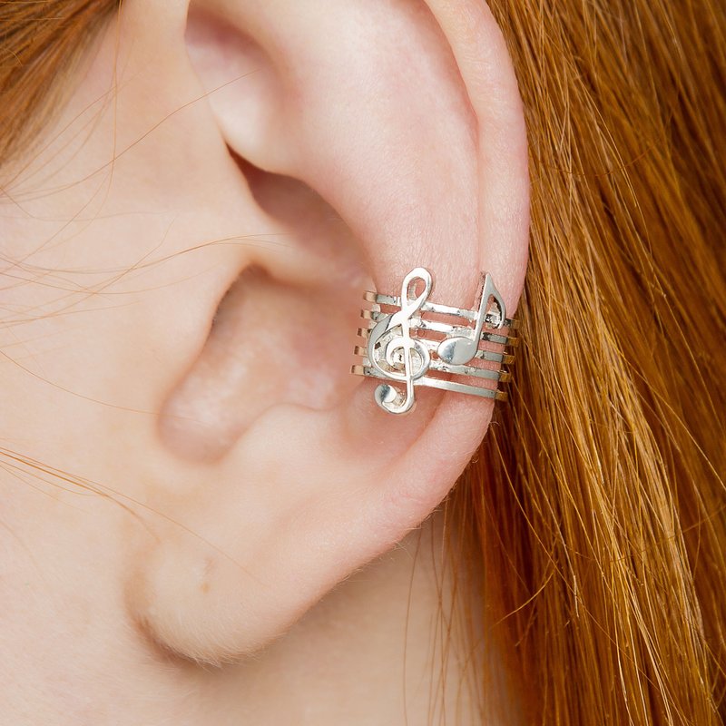 Treble clef ear cuff no piercing, Music jewelry - ต่างหู - เงินแท้ สีเงิน