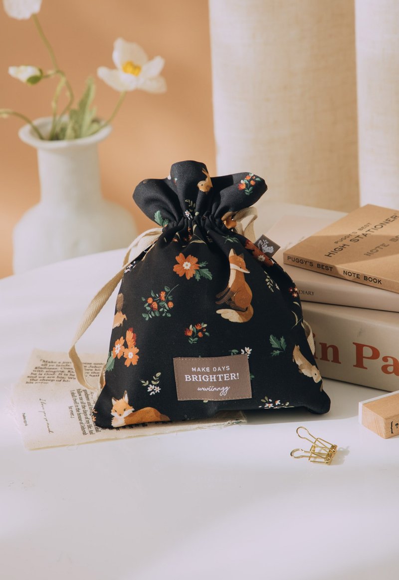 Small trinket pocket-Fox Garden - กระเป๋าหูรูด - เส้นใยสังเคราะห์ สีดำ