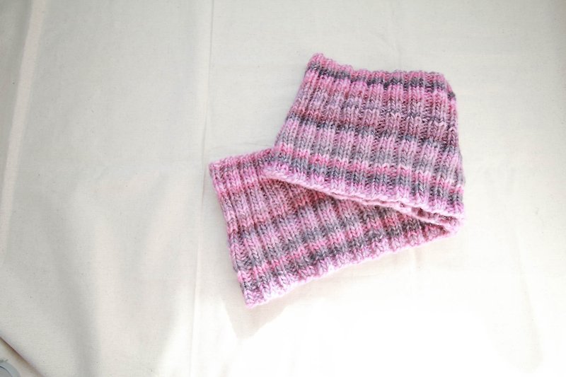 Araignee gradient color matching scarf / pink gradient scarf / cute, romantic and elegant - Scarves - Wool Pink