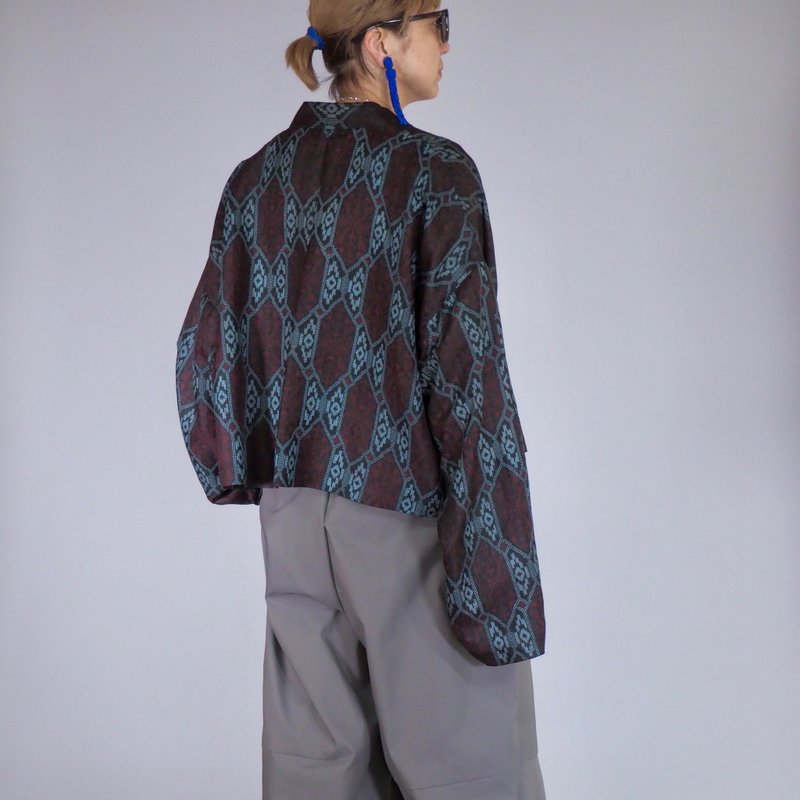 【日本製造】超長袖和服襯衫、短版夾克、吉祥圖案、禮物 - 女襯衫 - 絲．絹 多色