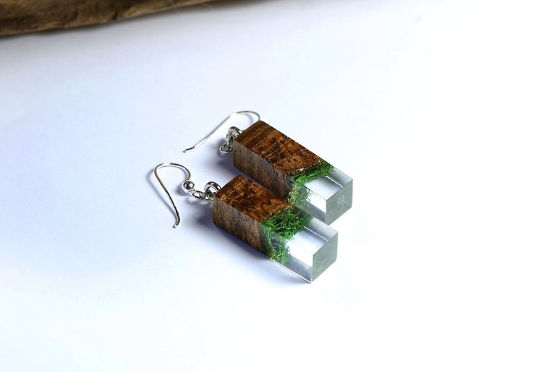 Under the sea - Earrings (from real moss & wooden) - 耳環/耳夾 - 木頭 綠色