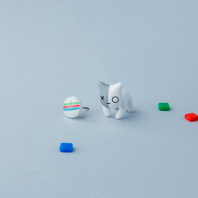 Van BT21 Cat - Polymer Clay Earrings, Handmade&Handpaited Catlover Gift - 耳環/耳夾 - 黏土 灰色