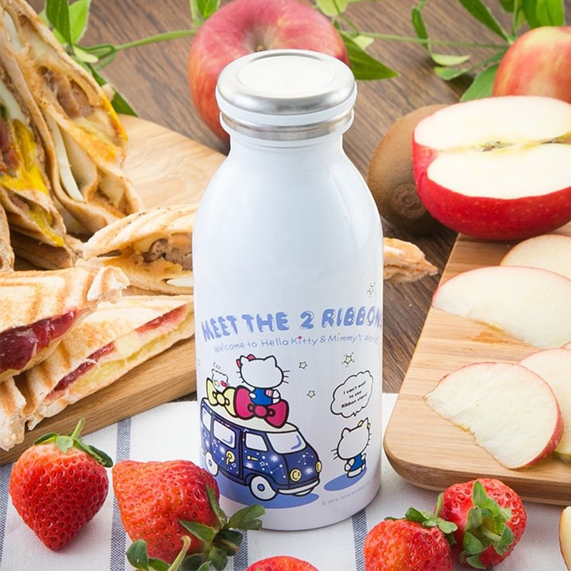 三麗鷗授權 Kitty Action長效保溫牛奶瓶350ml - 白 贈杯套 - 保溫瓶/保溫杯 - 不鏽鋼 白色