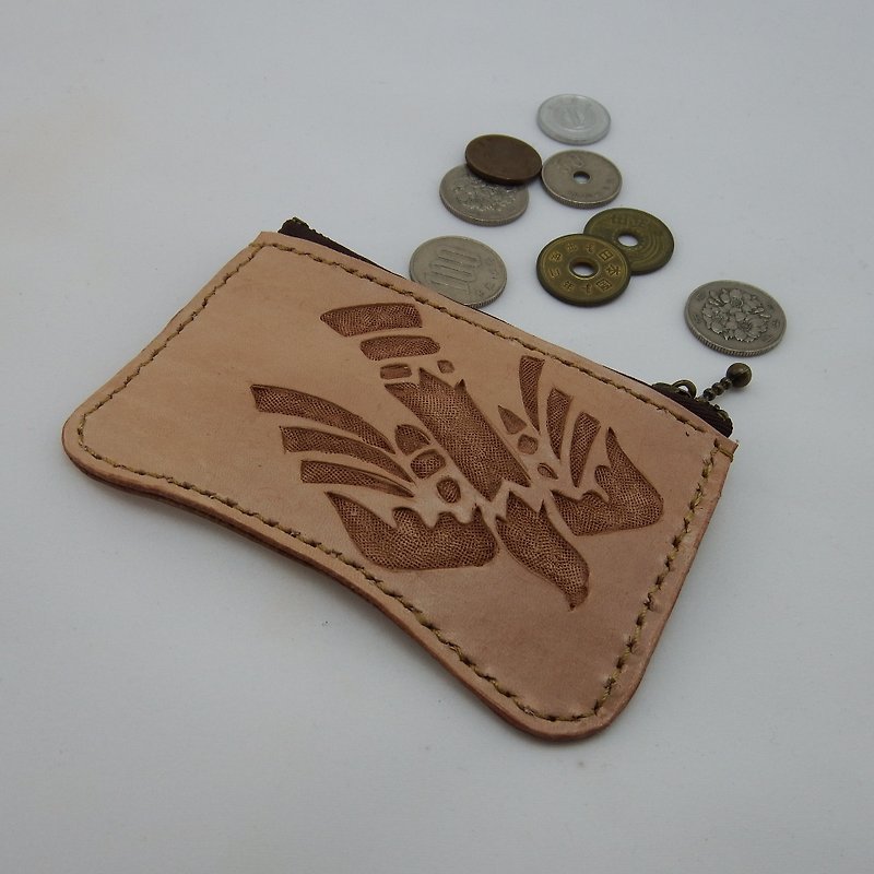 Hand-made vegetable tanned leather coin purse eagle shadow carving - กระเป๋าใส่เหรียญ - หนังแท้ 