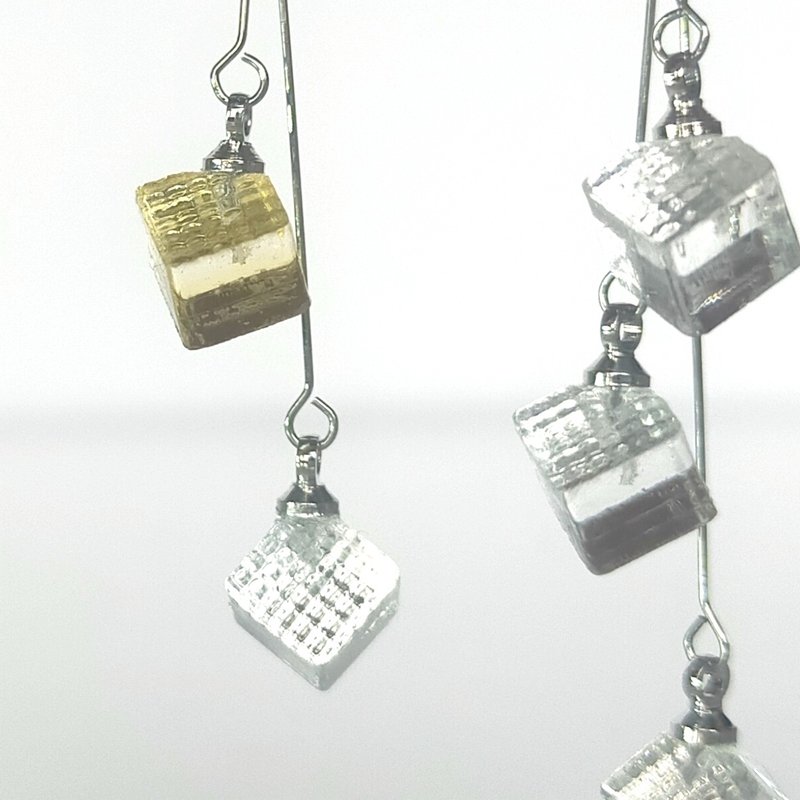 耳環 - 耳環/耳夾/耳骨夾 - 塑膠 銀色