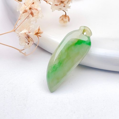 瓔珞珠寶盒 E.L.Jewelry Box 冰飄綠翡翠吊飾 | 天然緬甸玉翡翠A貨 | 送禮