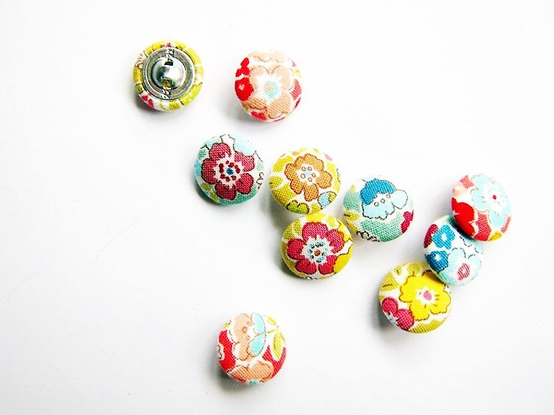 Sewing knitting cloth buckle handmade material flower buttons - Knitting, Embroidery, Felted Wool & Sewing - Cotton & Hemp Multicolor