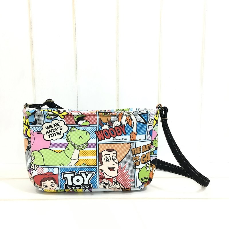 | • R • | Slice zippered adjustable diagonal backpack / Slingback bag | Disney Toy Story comic grid style wind - กระเป๋าแมสเซนเจอร์ - ผ้าฝ้าย/ผ้าลินิน 