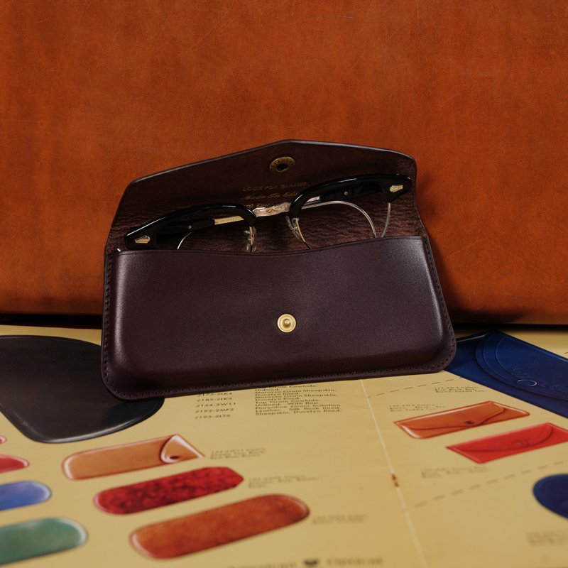 Retro Glasses Envelope Case|Retro Antique|Genuine Vegetable Tanned Leather|Lettering|Gift - กล่องแว่น - หนังแท้ สีแดง