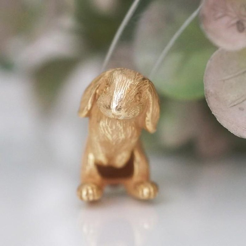 Rabbit Earrings Lop Ear One Ear / Antique Gold - ต่างหู - โลหะ สีทอง