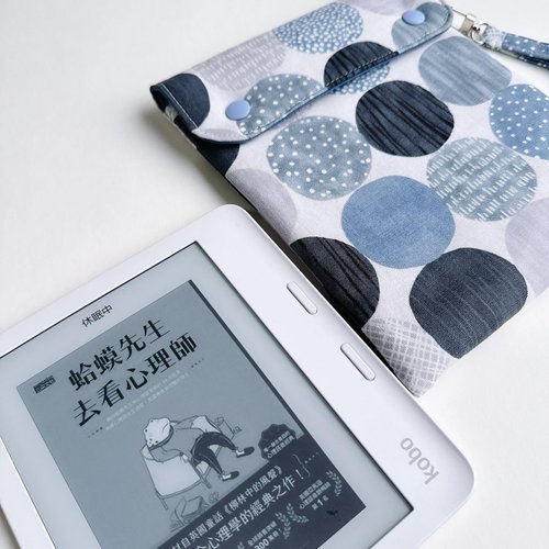 nitenite studio 電子書閱讀器釦子收納包//Kobo/HyRead/Readmoo系列(客製化布料)