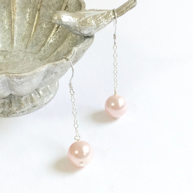 925silver Dangling Swarovski pearl earring - 耳環/耳夾 - 珍珠 粉紅色