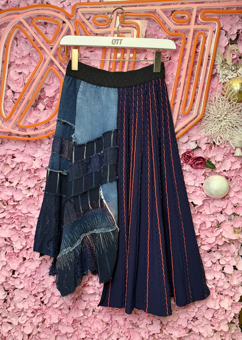 OTT unique•Japanese heavy-duty denim washed and spliced ​​faux two piece knitted skirt - กระโปรง - ผ้าฝ้าย/ผ้าลินิน สีน้ำเงิน