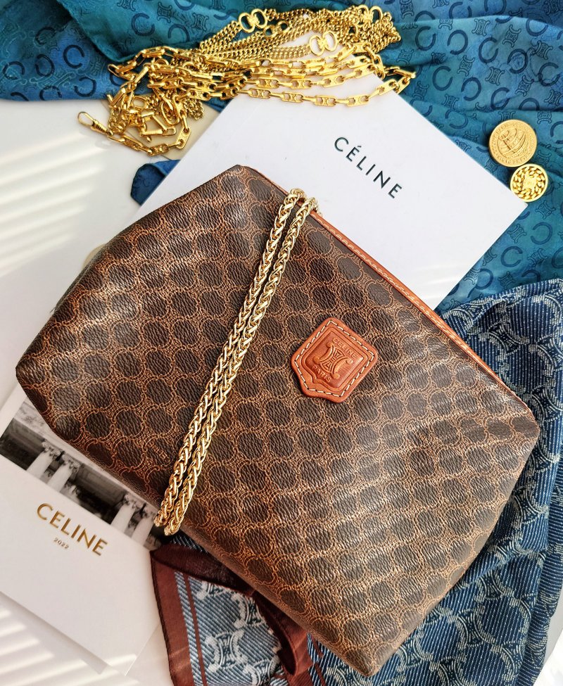 Medieval Bag Celine Brown Flower Cosmetic Bag Chain Bag Cloud Bag Messenger Bag Messenger Bag Clutch Bag Shoulder Bag - กระเป๋าแมสเซนเจอร์ - วัสดุกันนำ้ สีนำ้ตาล