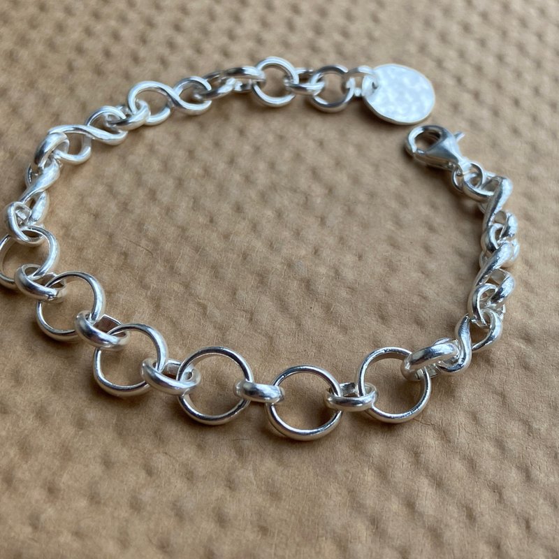 Sterling silver infinite circle bracelet can be customized name round tag S395 - สร้อยข้อมือ - เงินแท้ สีเงิน