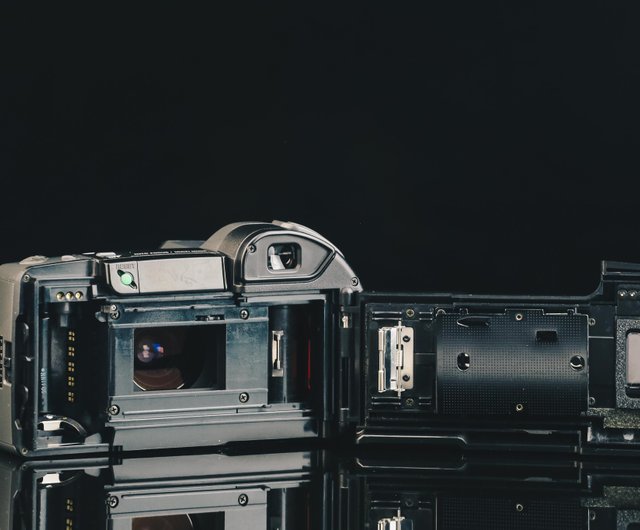 フィルムカメラ OLYMPUS IZM 300 IZM300 QUARTZDATE：全自動カメラ：カメラ製品：オリンパス