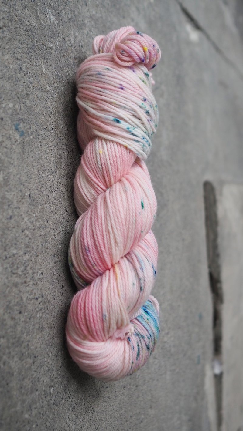 Super washed merino wool-hand dyed DK thread-flower language - เย็บปัก/ถักทอ/ใยขนแกะ - ขนแกะ สึชมพู