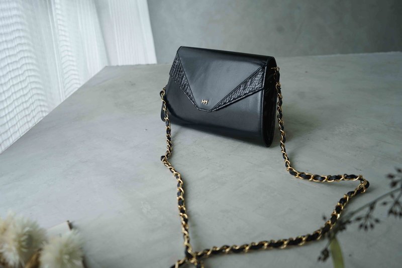 尋寶復古古董包-HANAEMORI黑色拼接蛇紋金鍊信封肩背包 - 側背包/斜背包 - 真皮 黑色