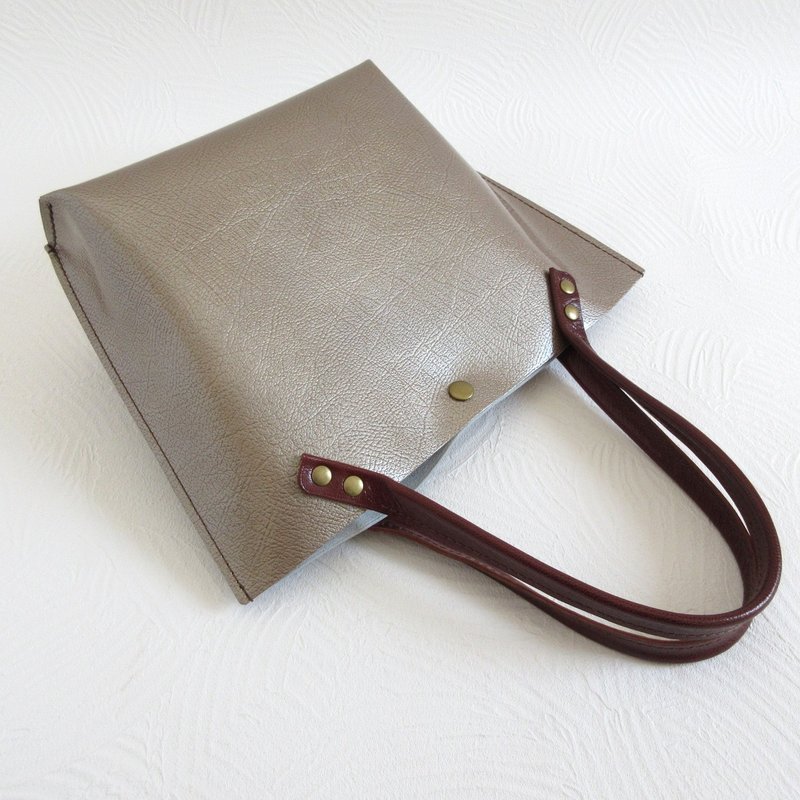 NEWライン・牛革・ロングハンドル・底マチワイド・一枚革のミニトート・0606 - トートバッグ・ハンドバッグ - 革 ブラウン