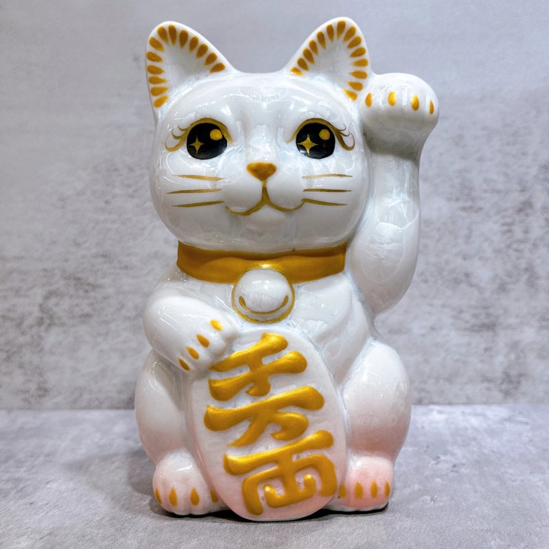 【金運桃喵】日本清水燒招財貓 | 花結晶 桃白 千万両 左 - 擺飾/家飾品 - 瓷 白色
