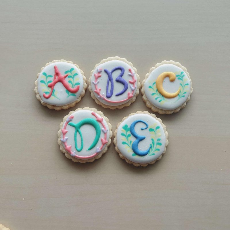 NIJI Cupcake 字母草寫糖霜餅乾組合 - 手工餅乾 - 新鮮食材 多色