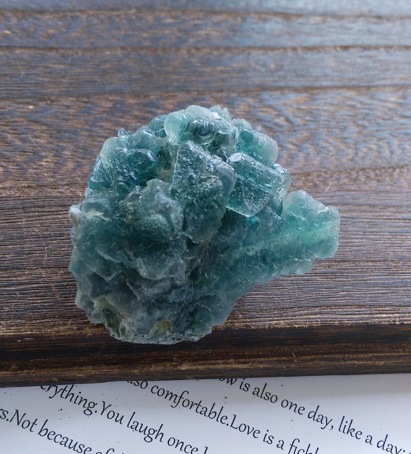 Fluorite 內蒙產地 藍螢石 水晶共生 天然礦石 原礦 - 擺飾/家飾品 - 其他材質 