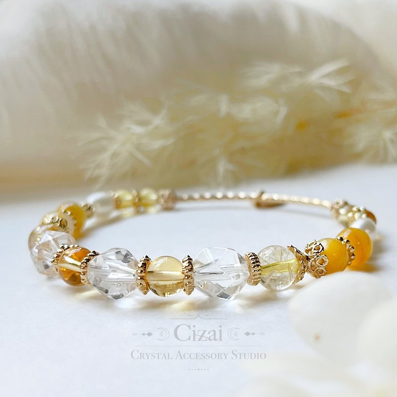 Good Luck and Wealth Citrine Blonde Crystal Freshwater Pearl Natural Crystal Bracelet - สร้อยข้อมือ - คริสตัล 