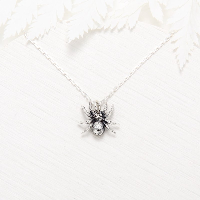 【Angel & Me】3D Cute Spider s925 sterling silver necklace birthday gift - สร้อยคอ - เงินแท้ สีเงิน