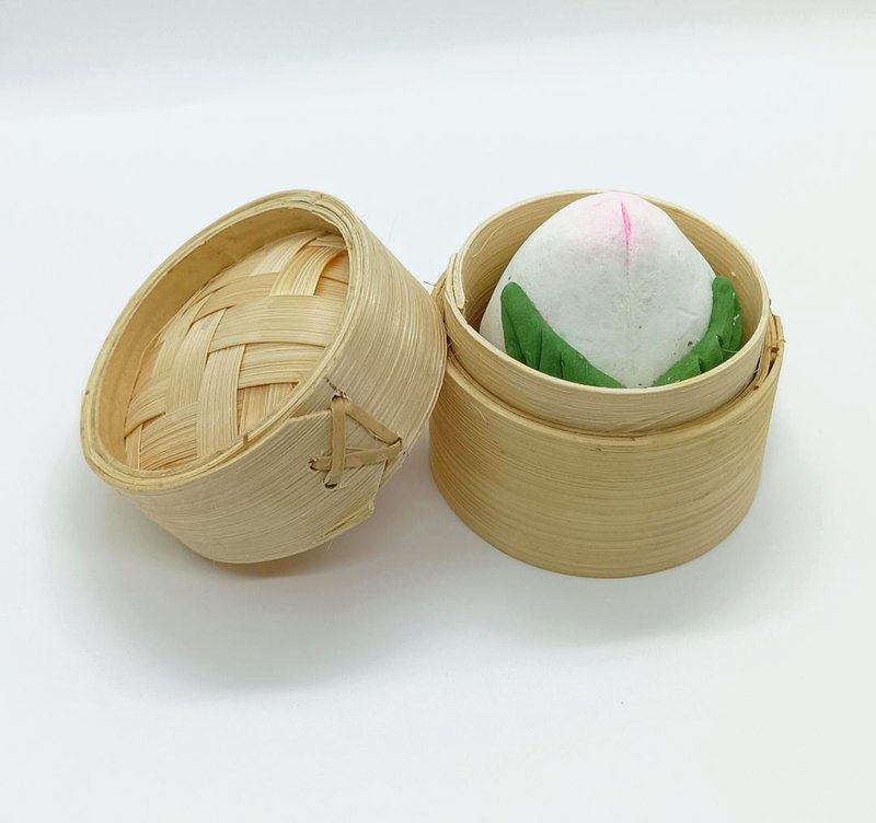 Birthday Peach with Mini Bamboo Steamer (Centella Asiatica Facial Cleansing Soap) - สบู่ - วัสดุอื่นๆ สึชมพู