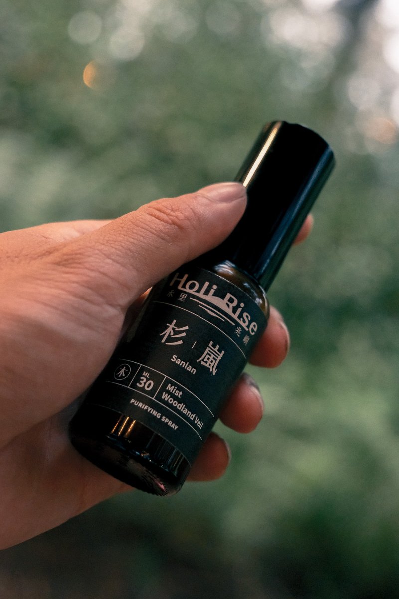 【 杉嵐 Sanlan 空間噴霧 】黑雲杉 × 木質調 × 植物精油 30ml - 香氛/精油/擴香 - 其他材質 多色