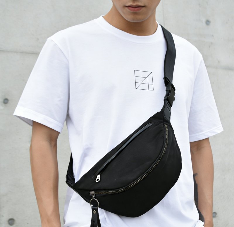 胸前包/胸包/側背包/騎行包/腰包/ 搭配義大利協會植鞣革 - 側背包/斜背包 - 尼龍 黑色