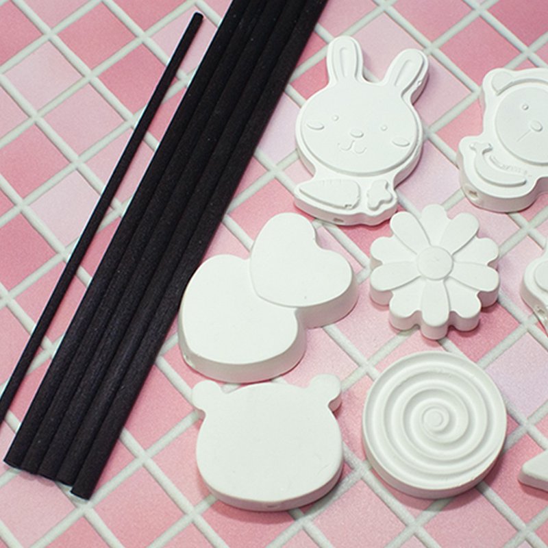 QIDINA 3 is included in the MIT patented algae earth diffuser fiber stick - น้ำหอม - วัสดุอื่นๆ ขาว