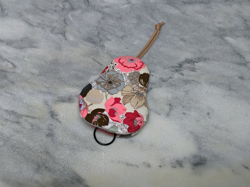 Poppy (Red) Pear Shape Key Case【K200411】 - ที่ห้อยกุญแจ - ผ้าฝ้าย/ผ้าลินิน หลากหลายสี