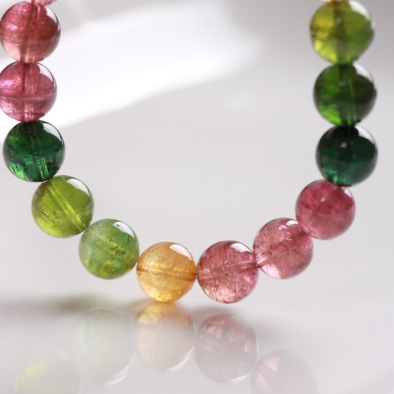 Glass body candy-colored natural tourmaline single-ring bracelet old pit material one picture one object collection-grade crystal bracelet - Bracelets - Crystal Multicolor