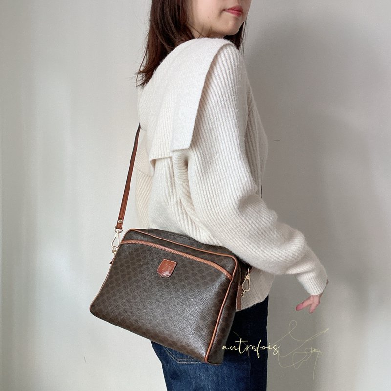 中古 Celine 老花手拿包 單肩包 - 側背包/斜背包 - 防水材質 咖啡色