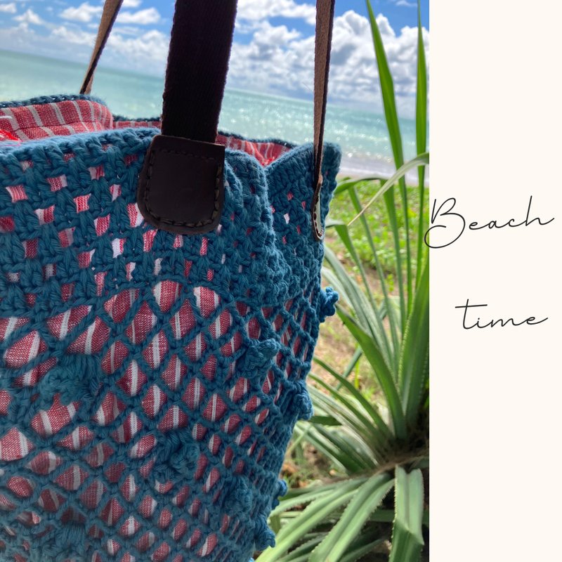 กระเป๋าชายหาด Summer tote minimal style hand Crochet 泰國手工包 タイの手作りバッグ - กระเป๋าถือ - ผ้าฝ้าย/ผ้าลินิน สีน้ำเงิน