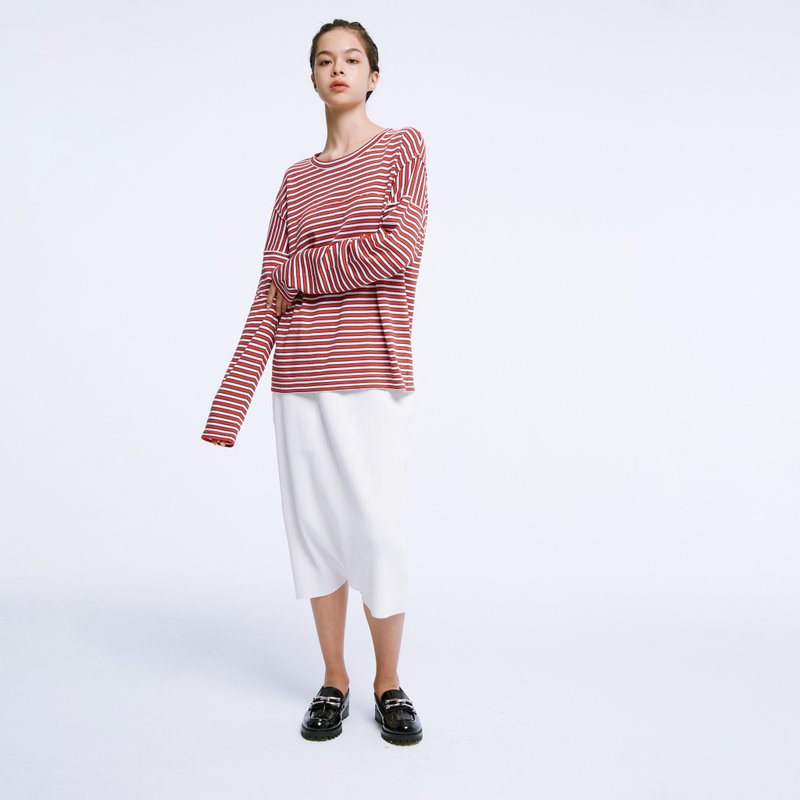10 MOOn Red / White  oversized knitted top - สเวตเตอร์ผู้หญิง - วัสดุอื่นๆ สีแดง