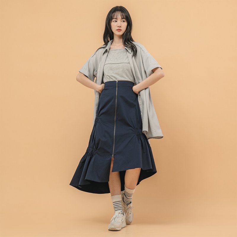 Fantasy_Fantasy Asymmetric Pleated Skirt_20SF251_Blue - กระโปรง - เส้นใยสังเคราะห์ สีน้ำเงิน