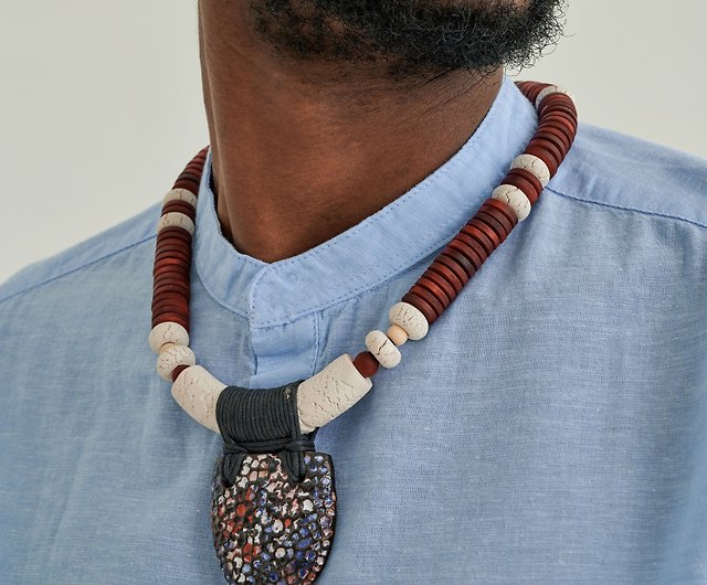 アフリカのメンズ分厚いネックレス 木製ビーズネックレス ショップ Men Jewelry Art ネックレス Pinkoi