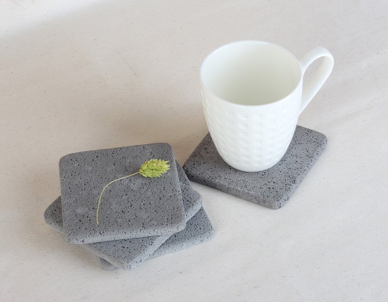 Qing cement coasters (4 / group) - ที่รองแก้ว - ปูน 