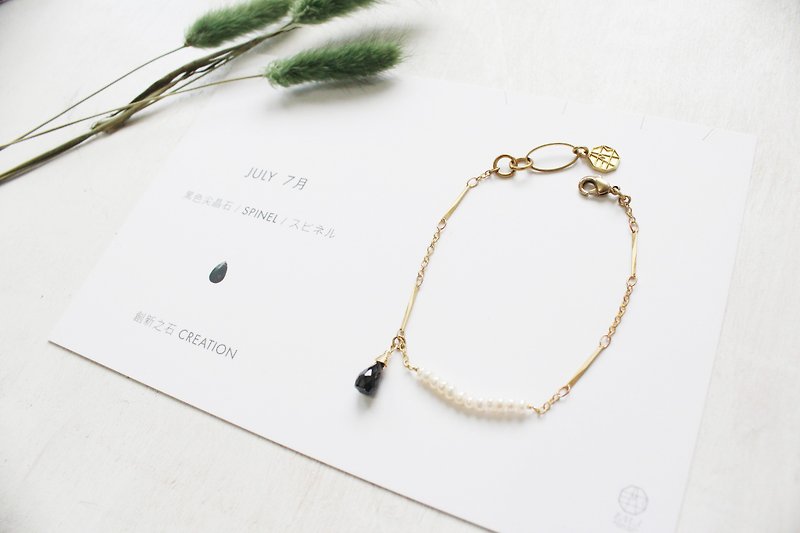 July birthstone -Spinel black Stone Bronze bracelet pearl smile series - สร้อยข้อมือ - เครื่องเพชรพลอย สีดำ
