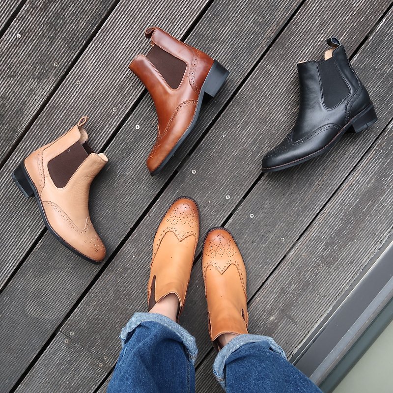 [Beauty of Taiwan Craftsmanship] MIT handmade shoes CHELSEA BOOTS micro square last whole piece of cowhide carved and cut - รองเท้าบูทสั้นผู้หญิง - หนังแท้ สีนำ้ตาล
