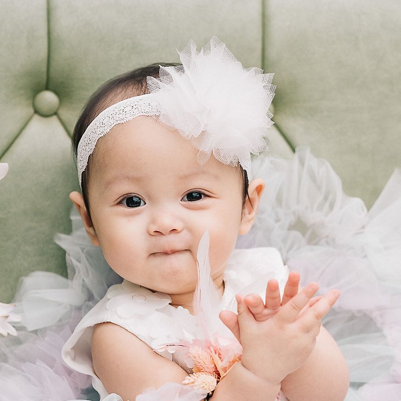 新生寶寶專屬 手縫無黏膠 Headband 手工花朵朵設計頭飾-冰雪白銀 - 嬰兒飾品 - 聚酯纖維 白色