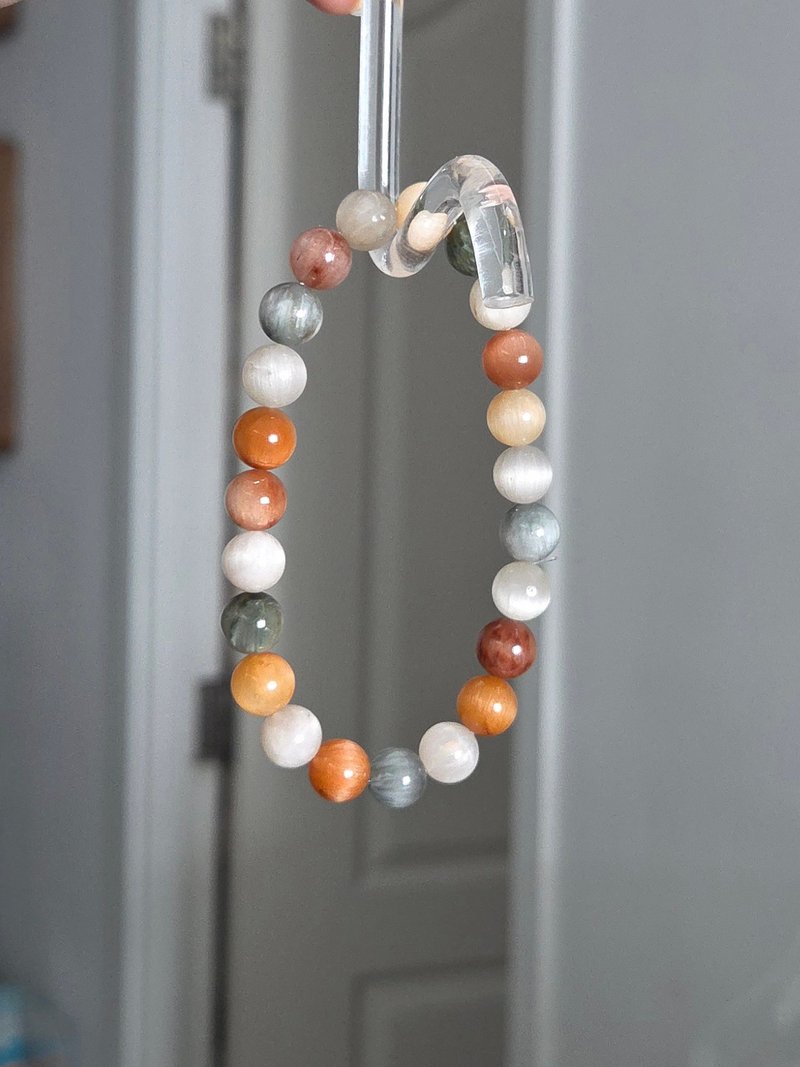 精品 貓眼順髮稀有綠兔毛彩兔毛 兔毛水晶9mm水晶手鏈 - 手鍊/手環 - 水晶 多色