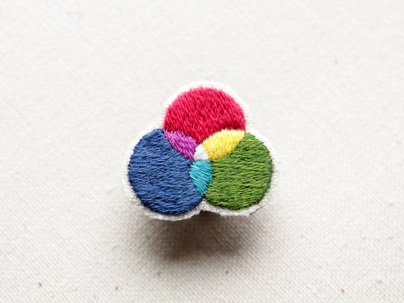 Mini shade three primary colors hand embroidery brooch - Brooches - Thread Multicolor