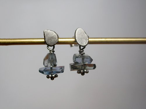 YUNSHAO Jewelry Gem 系列 #a73 藍琉璃耳環
