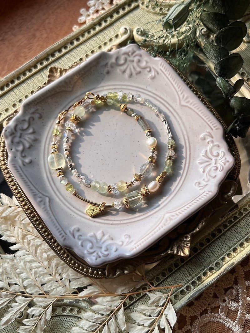 -Floating greenery-natural crystal bracelet/ Bronze bracelet - Bracelets - Semi-Precious Stones Green