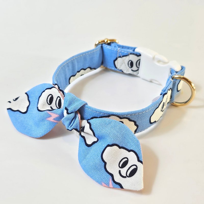 Smile Cloud Blue | Patterned Fabric Dog Collar - ปลอกคอ - ผ้าฝ้าย/ผ้าลินิน ขาว