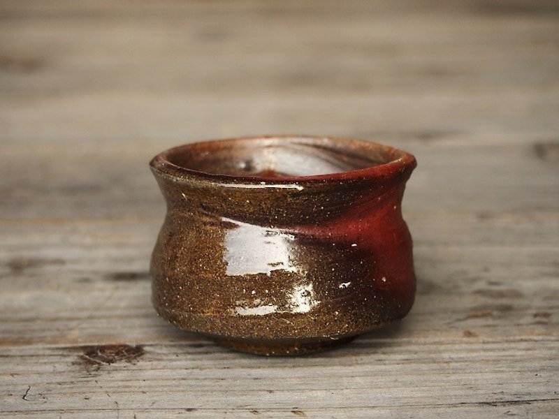 日本岡山備前 陶器 小酒杯 gi-082 - 花瓶/陶器 - 陶 咖啡色