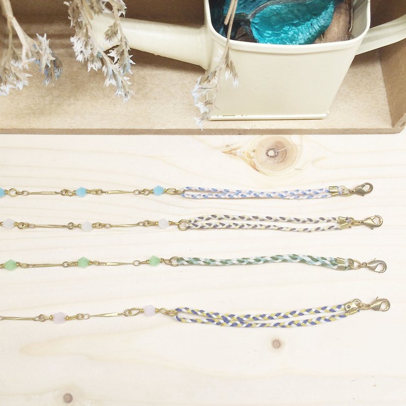 Laurin Grocery Travelin-Braided Crystal Brass Bracelet HAVE FUN - สร้อยข้อมือ - โลหะ หลากหลายสี